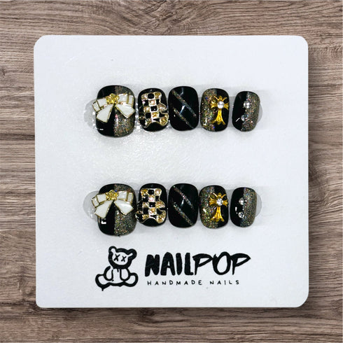 Glamorous Gift - Short, Round, Black