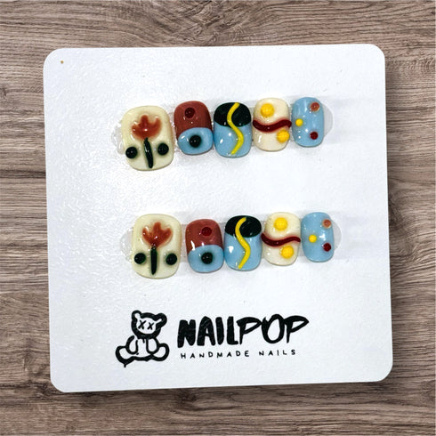 Retro Blooms - Short, Round