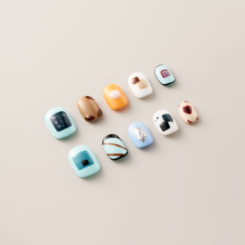Abstract Kawaii Color Block - Short, Round