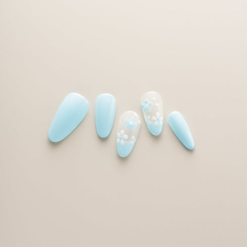 Baby Blue Daisy Dream - Long, Almond