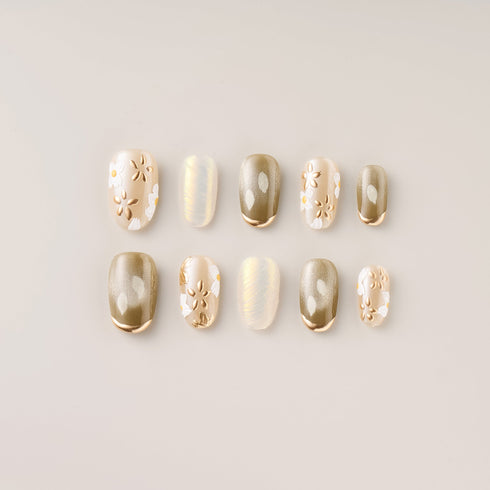 Golden Bloom Cat Eye - Short, Round