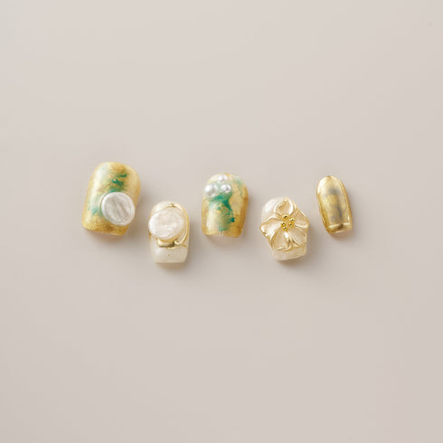 Golden Jade Flower Pearl Luxe - Short, Square