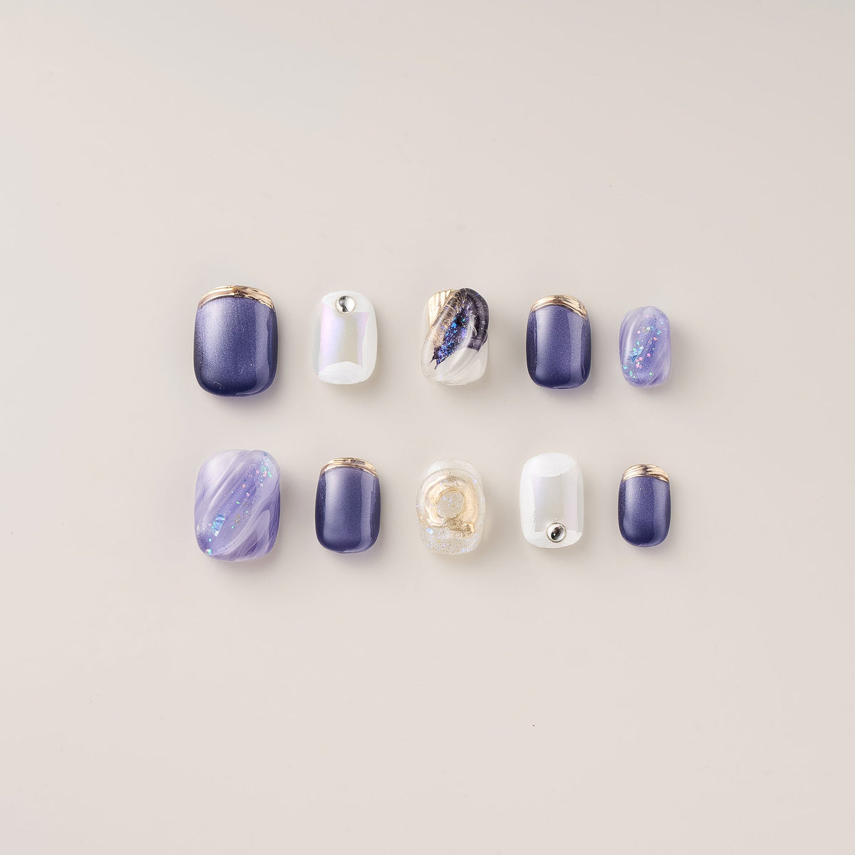 Midnight Marble Luxe-short press-on nails from NailPop